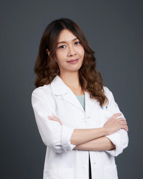 曾亦涵心理師